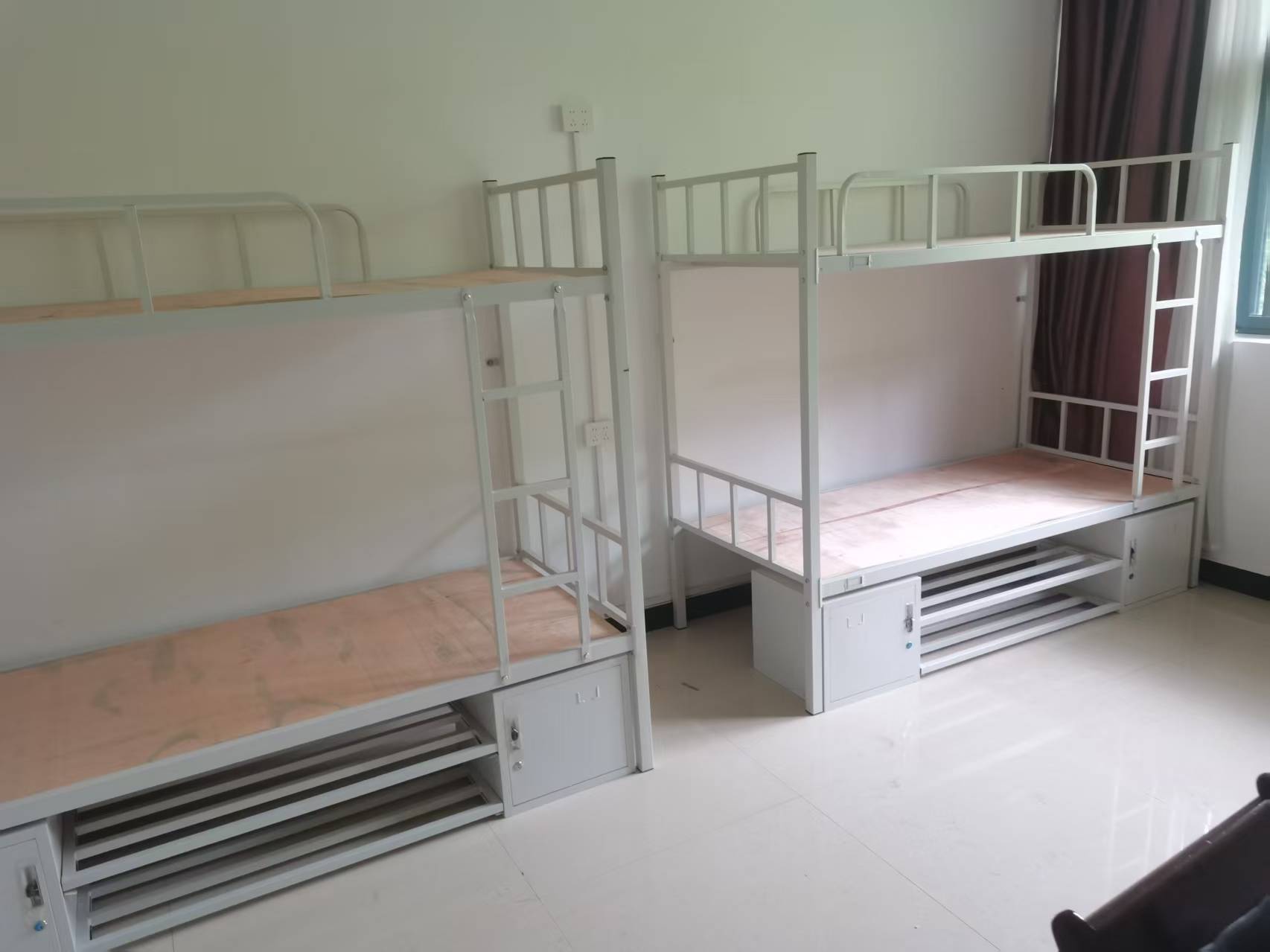 SA-1167双层型材床